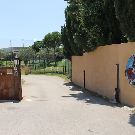 Hotel & Golf Ca La Caputxeta Castello  D'Empuries Zewnętrze zdjęcie